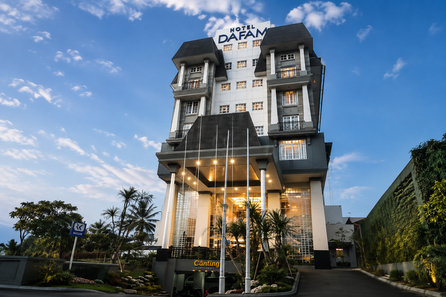 Hotel Dafam Semarang Exterior